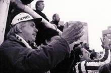 Fotbalov stadion, Praha-ikov, 2003