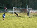 Druh penalta skonila na tyi, m dorazil do branky Kusk